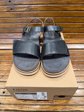 Taos Footwear Black Leather Backstrap Modern Sandals